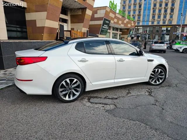 Kia K5 2014 · 2.0 AT