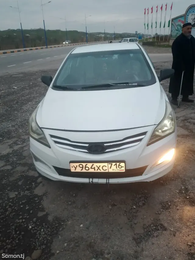 Hyundai Solaris 2017 · 1.4 MT
