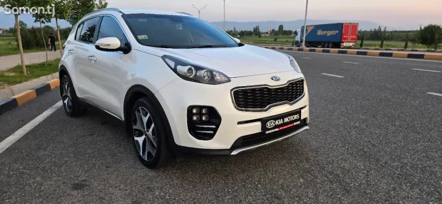 Kia Sportage 2016 · 2.0 AT