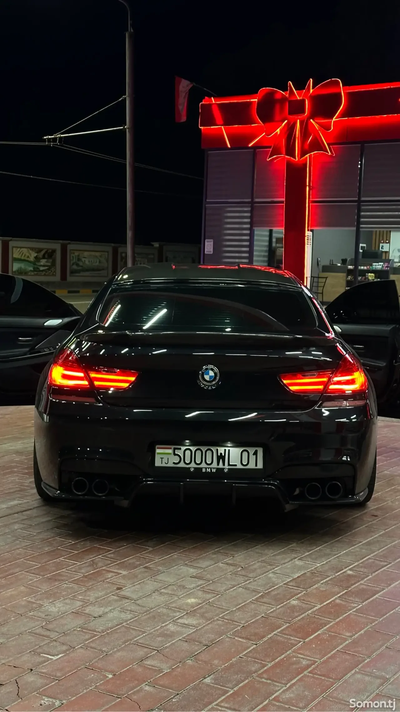 BMW M6 2014 · 4.4 AMT