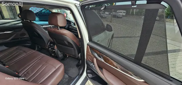 BMW X5 2014 · 3.5 AT