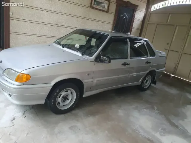 Lada (ВАЗ) 2115 2005 · 1.6 MT
