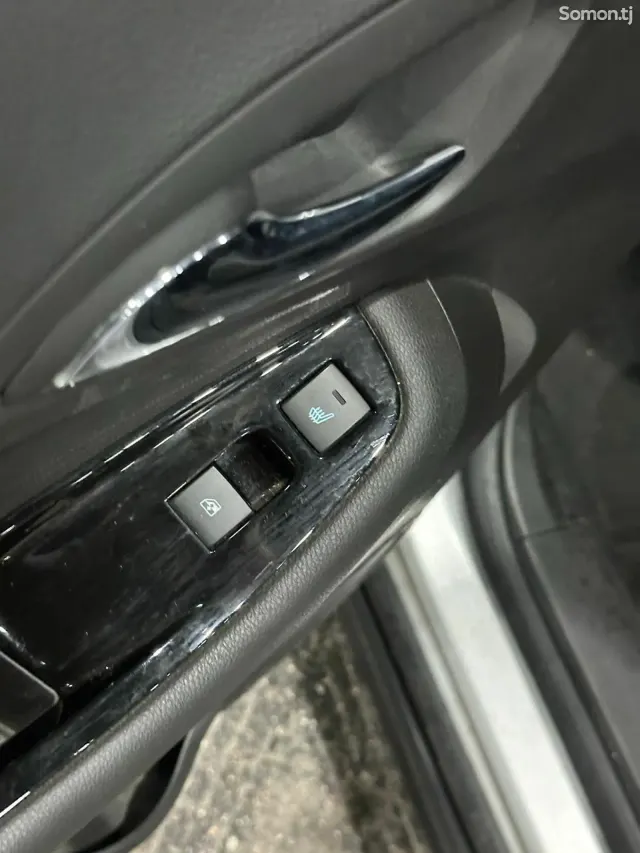 Chevrolet Orlando 2014 · 2.0 AT