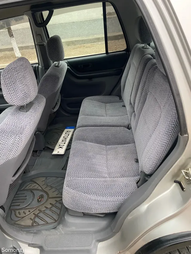 Honda CR-V 1997 · 2.0 AT
