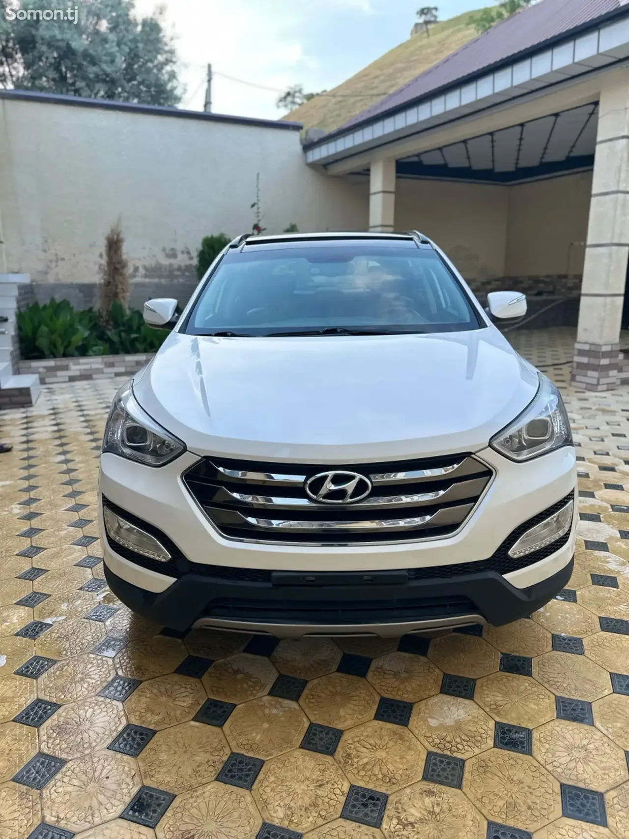 Hyundai Santa Fe 2015 · 2.4 AT