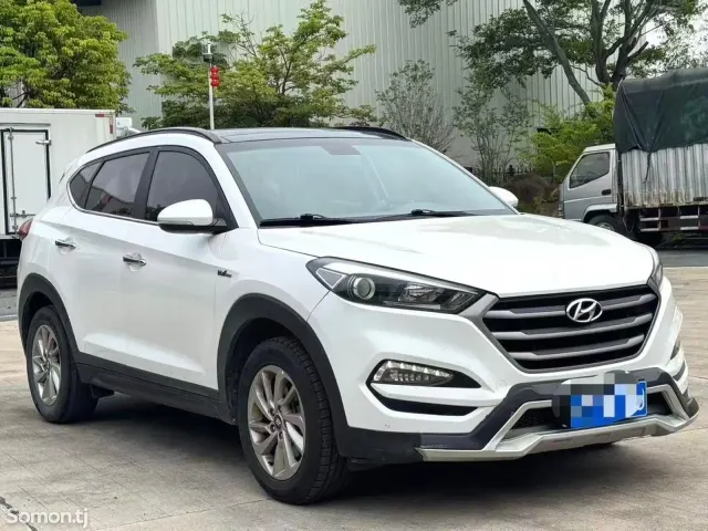 Hyundai Tucson 2016 · 1.6 AT
