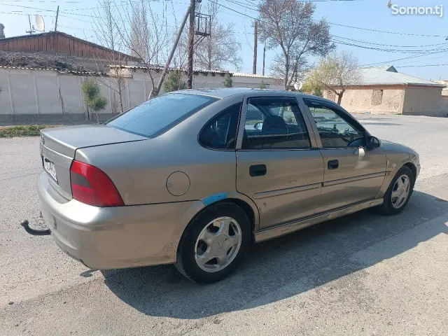 Opel Vectra B 1999 · 1.6 MT