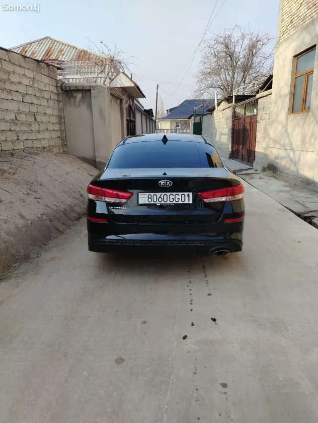 Kia Optima 2018 · 2.4 AT