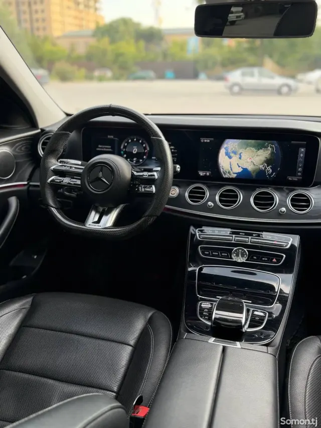 Mercedes-Benz E class 2016 · 3.0 AT