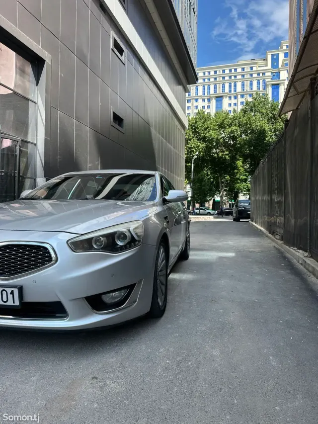 Kia K7 2010 · 3.5 AT