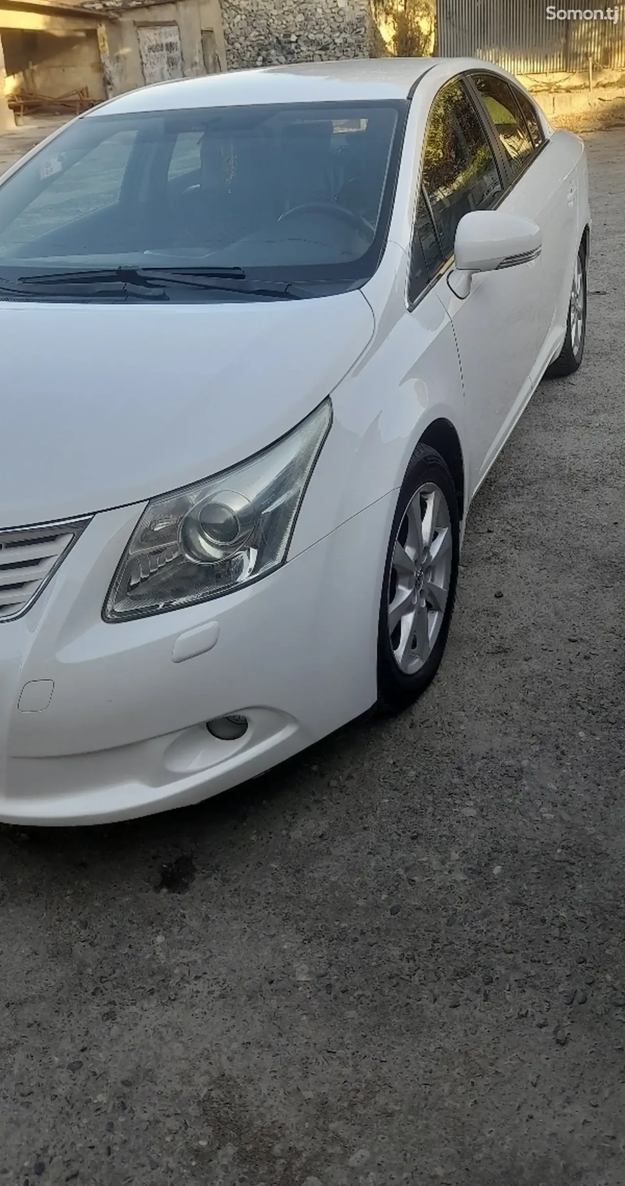 Toyota Avensis 2012 · 1.8 AT