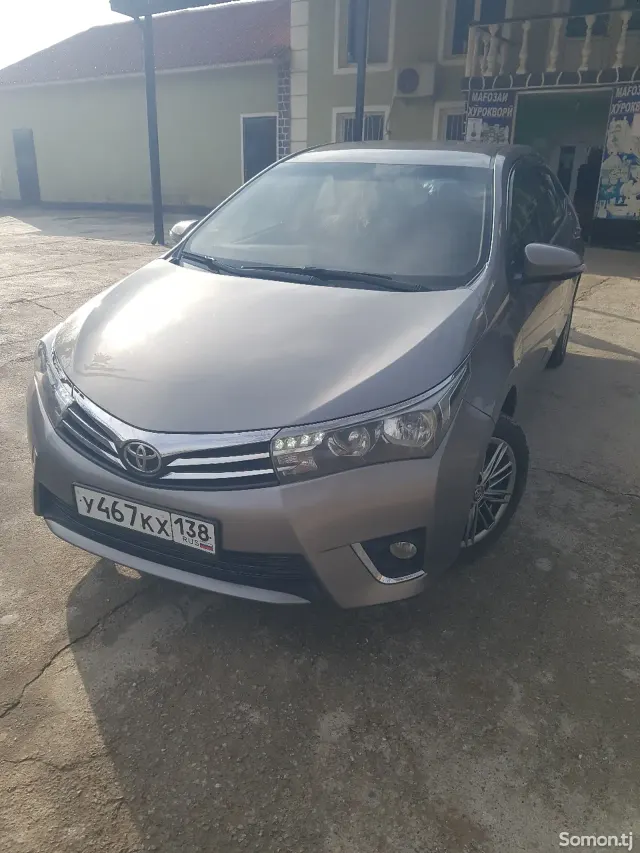 Toyota Corolla 2013 · 1.6 AT