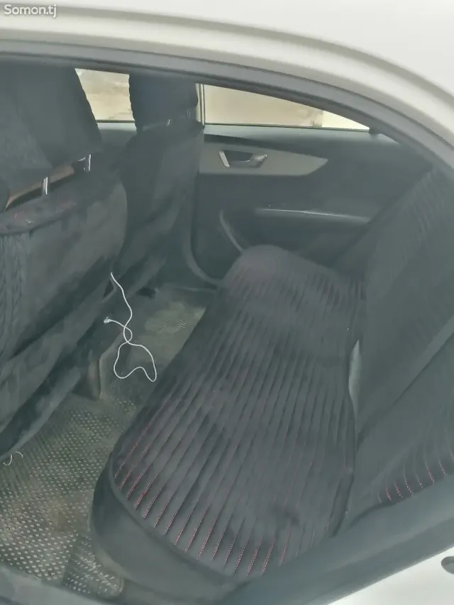 BYD Han EV 2023 · 2.0 AT