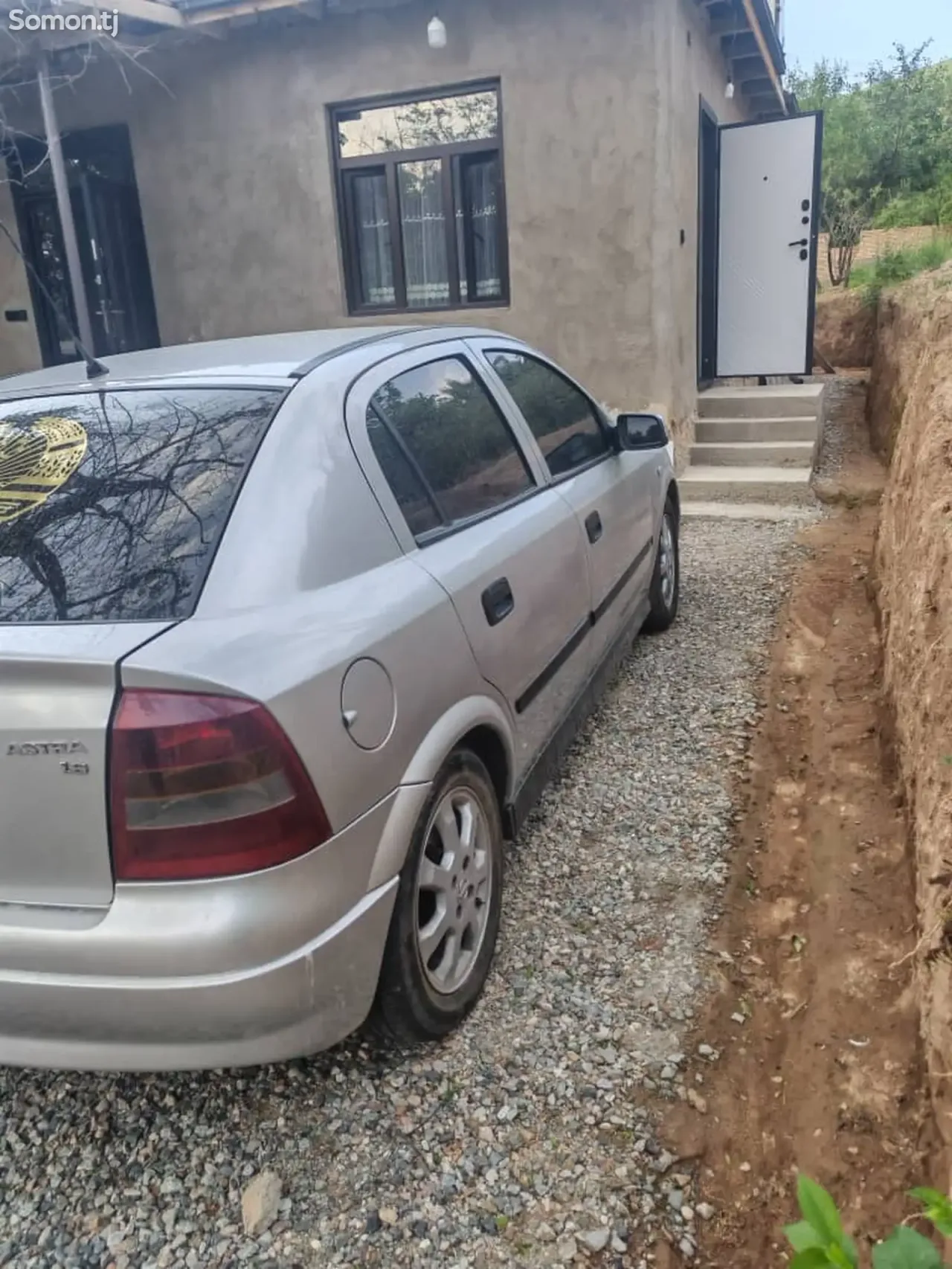 Opel Astra G 2002 · 1.6 MT