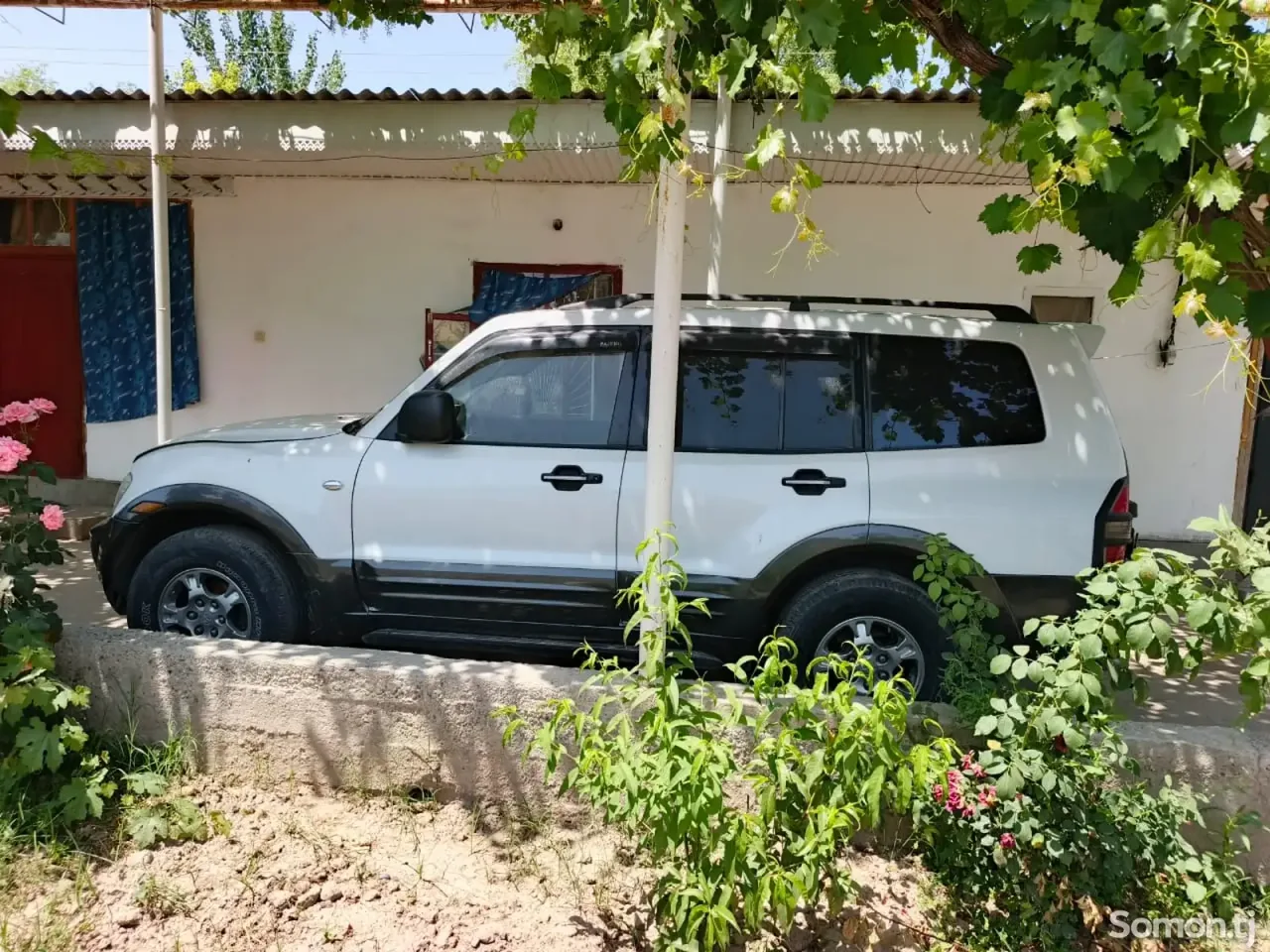 Mitsubishi Montero 2002 · 3.0 AT