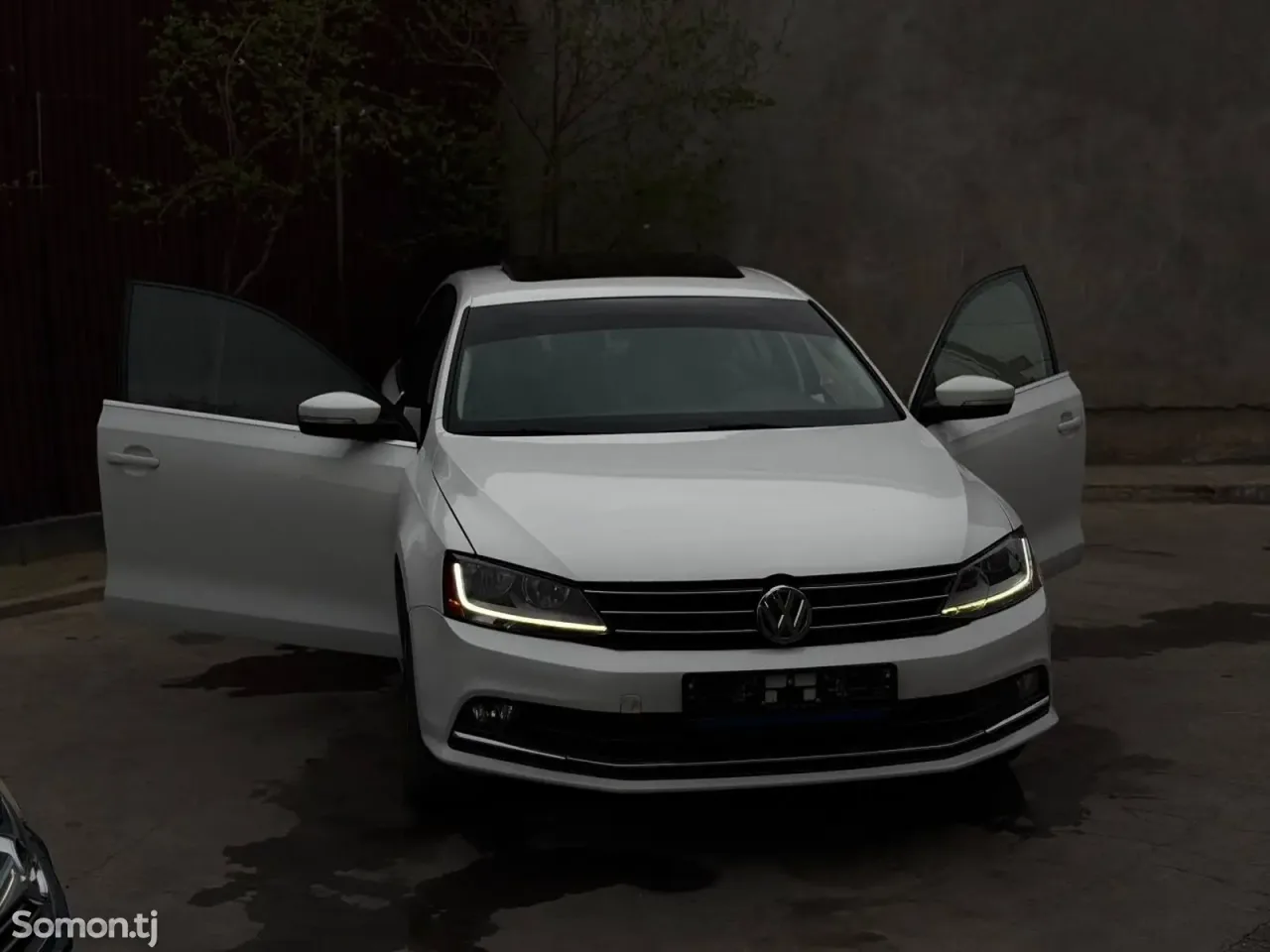 Volkswagen Jetta 2017 · 1.8 AT