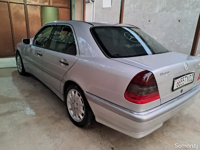 Mercedes-Benz C class 1999 · 2.8 AT