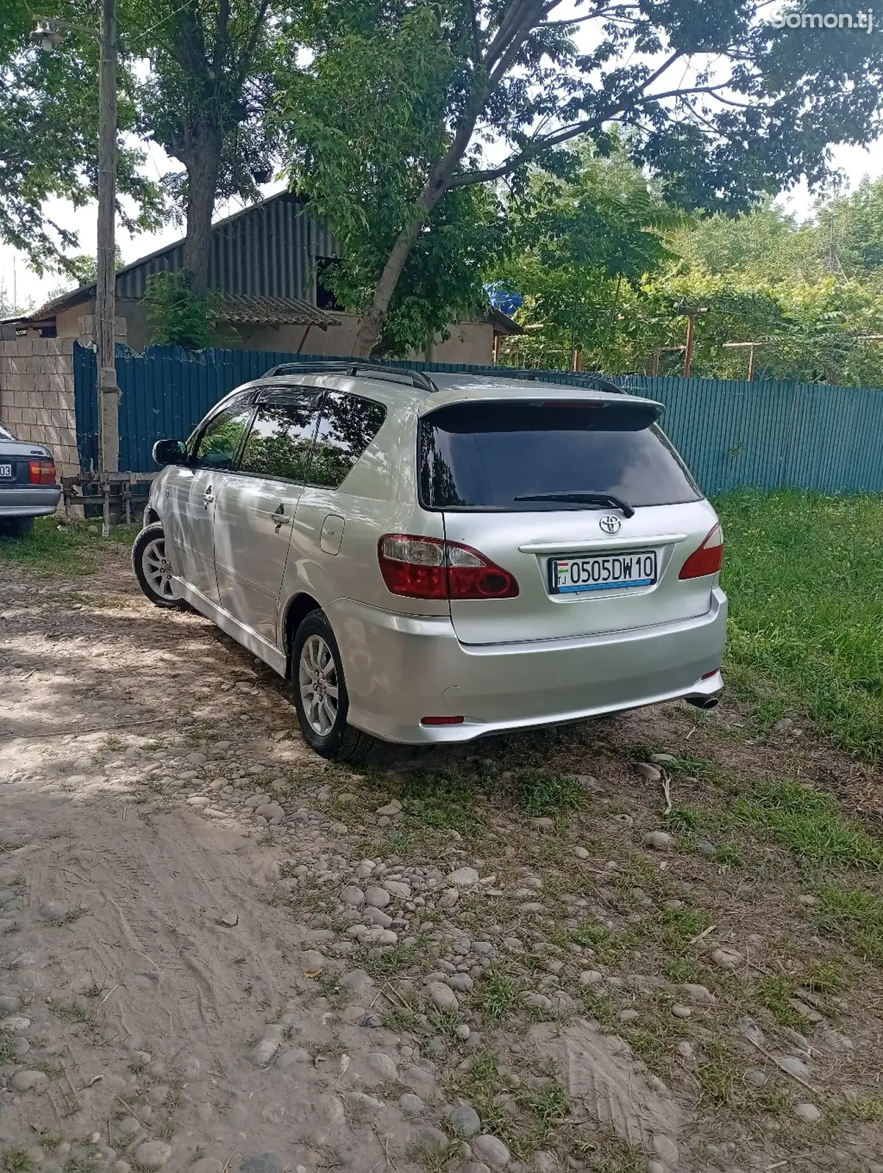 Toyota Ipsum 2009 · 2.4 AT