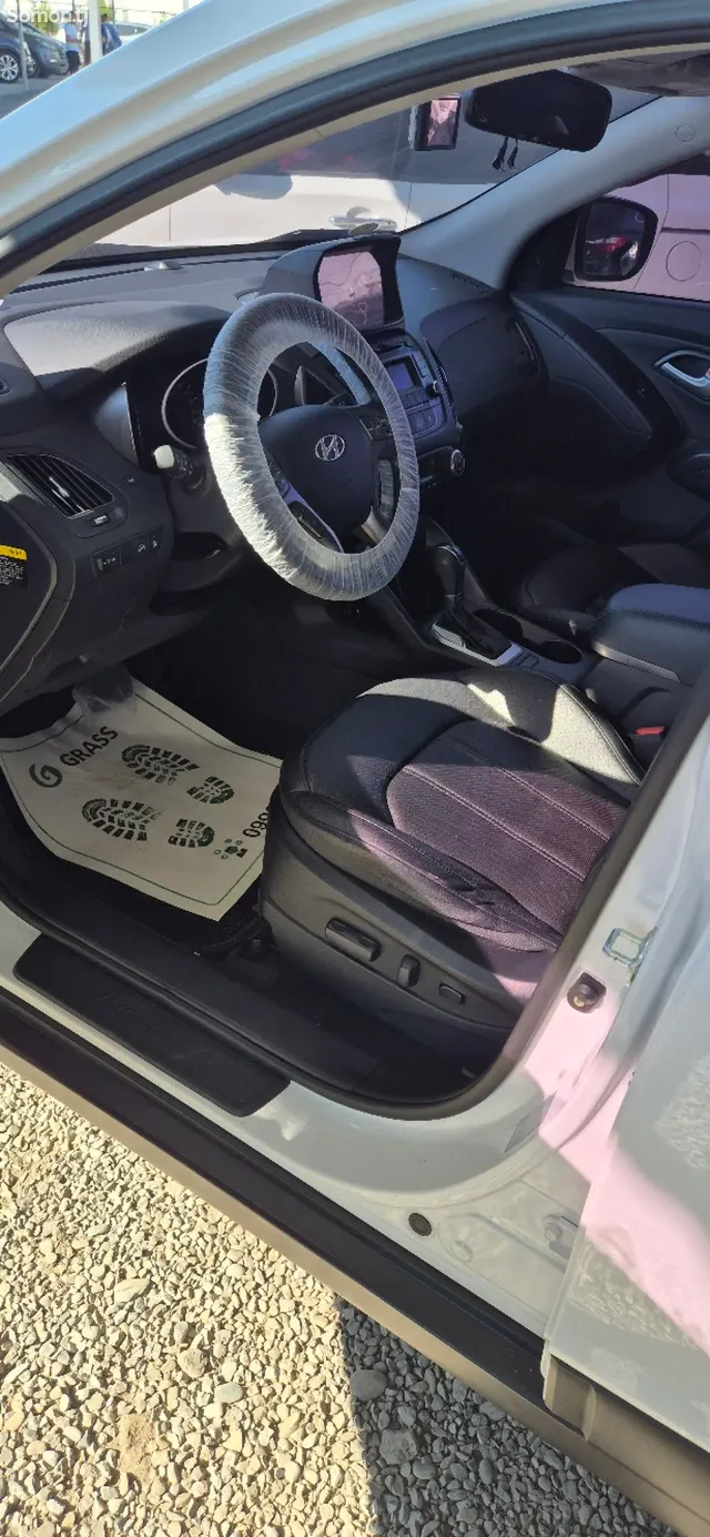 Hyundai Tucson 2014 · 2.0 AT