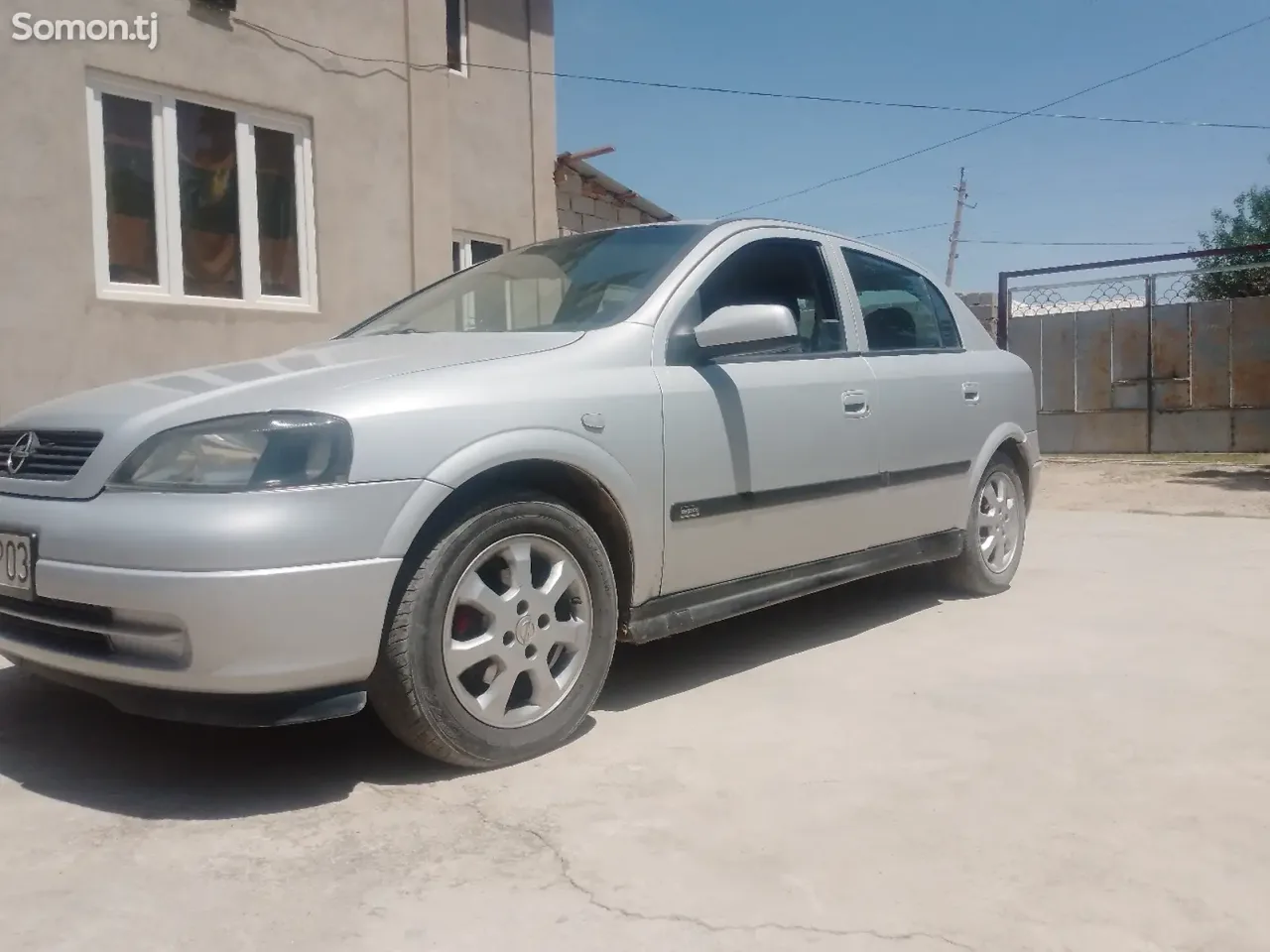 Opel Astra G 1998 · 1.6 MT