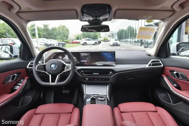 BMW i3 2025 · AT