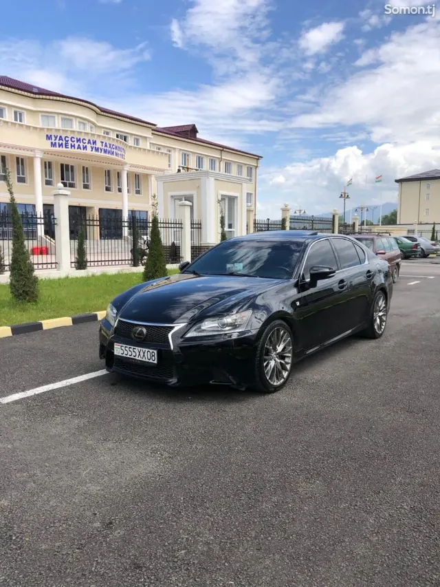 Lexus GS series 2013 · 3.5 AT