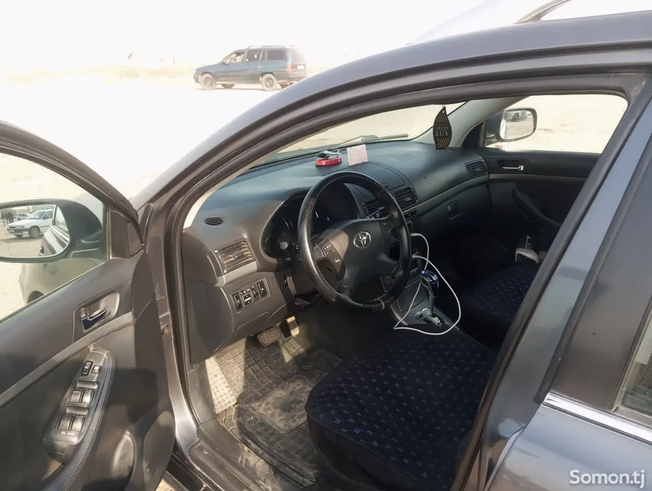Toyota Avensis 2007 · 2.0 AT