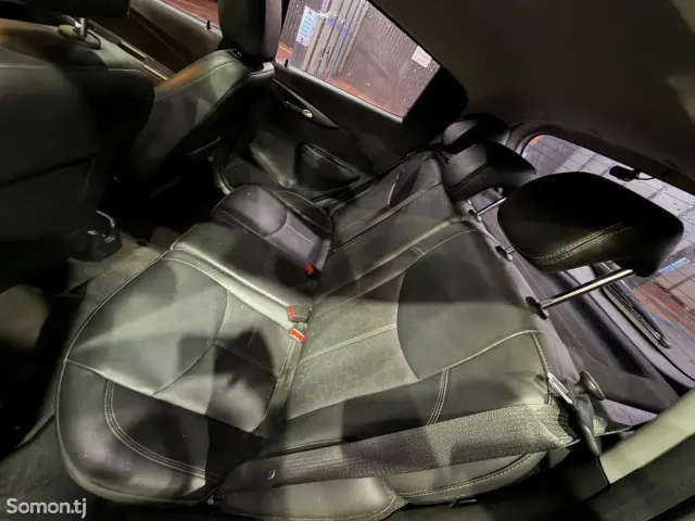 Chevrolet Spark 2016 · 1.0 AT