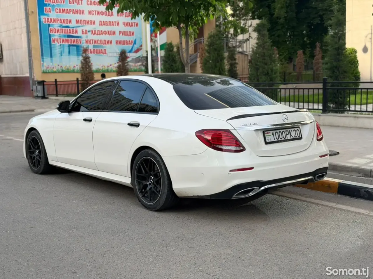 Mercedes-Benz E class 2018 · 2.2 AT