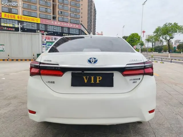 Toyota Corolla 2017 · 1.8 AT