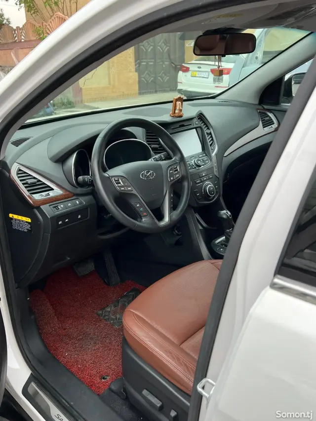 Hyundai Santa Fe 2014 · 2.0 AT