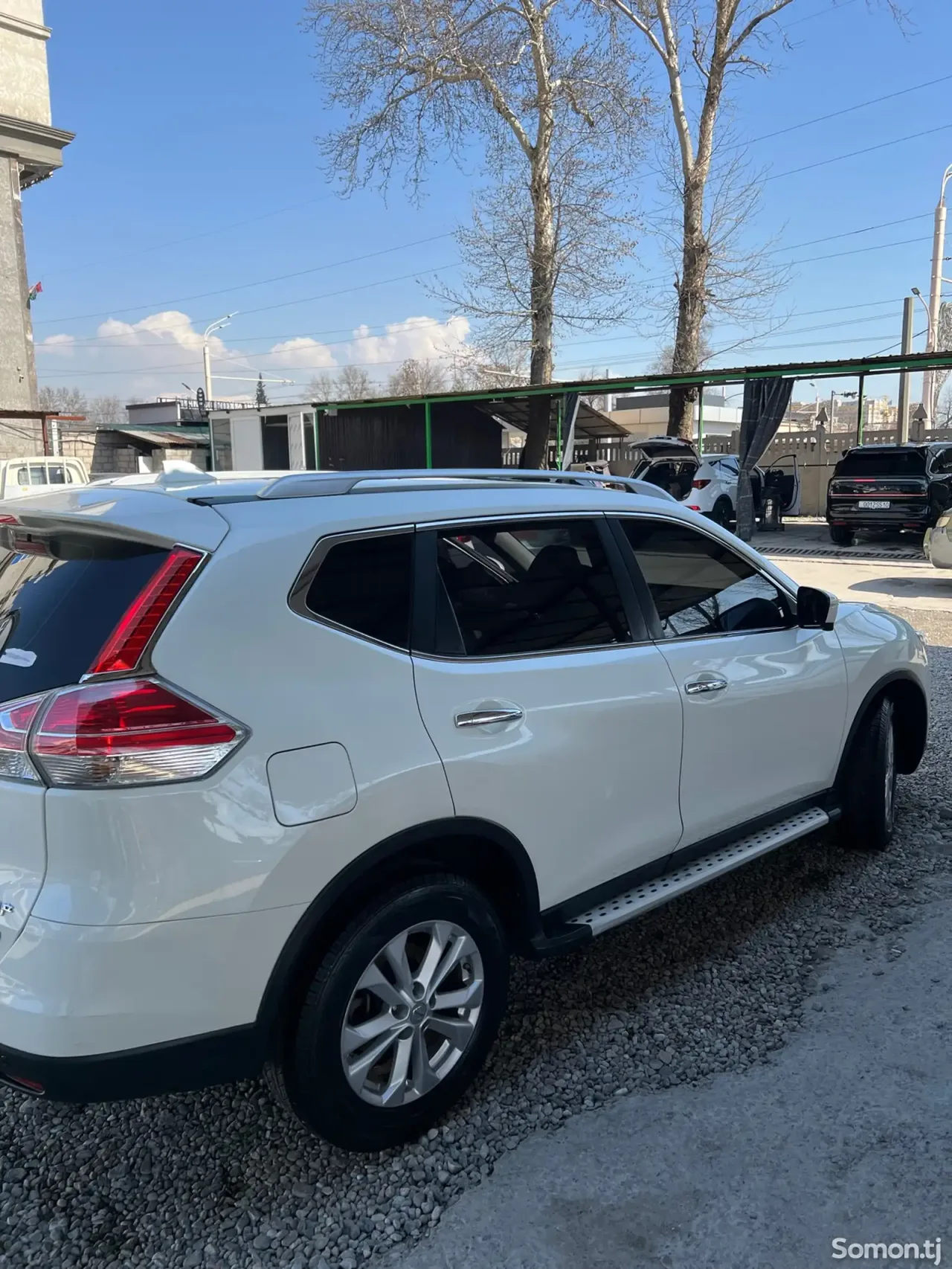 Nissan X-Trail 2014 · 2.5 AT