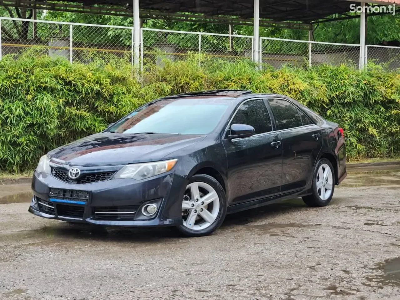 Toyota Camry 2012 · 2.5 AT
