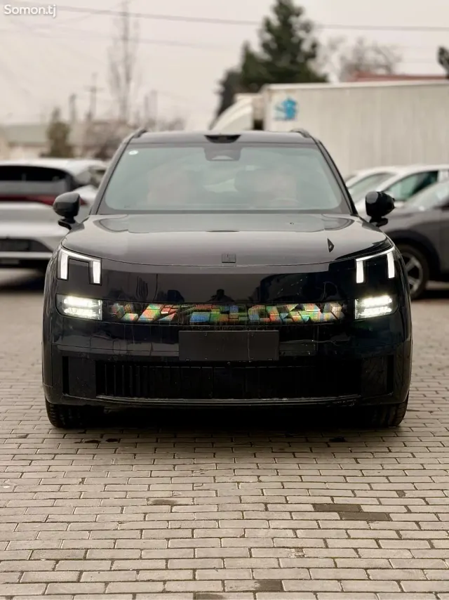 Lynk & Co Другая модель 2026 · AT
