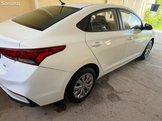 Hyundai Accent 2019 · 1.6 AT