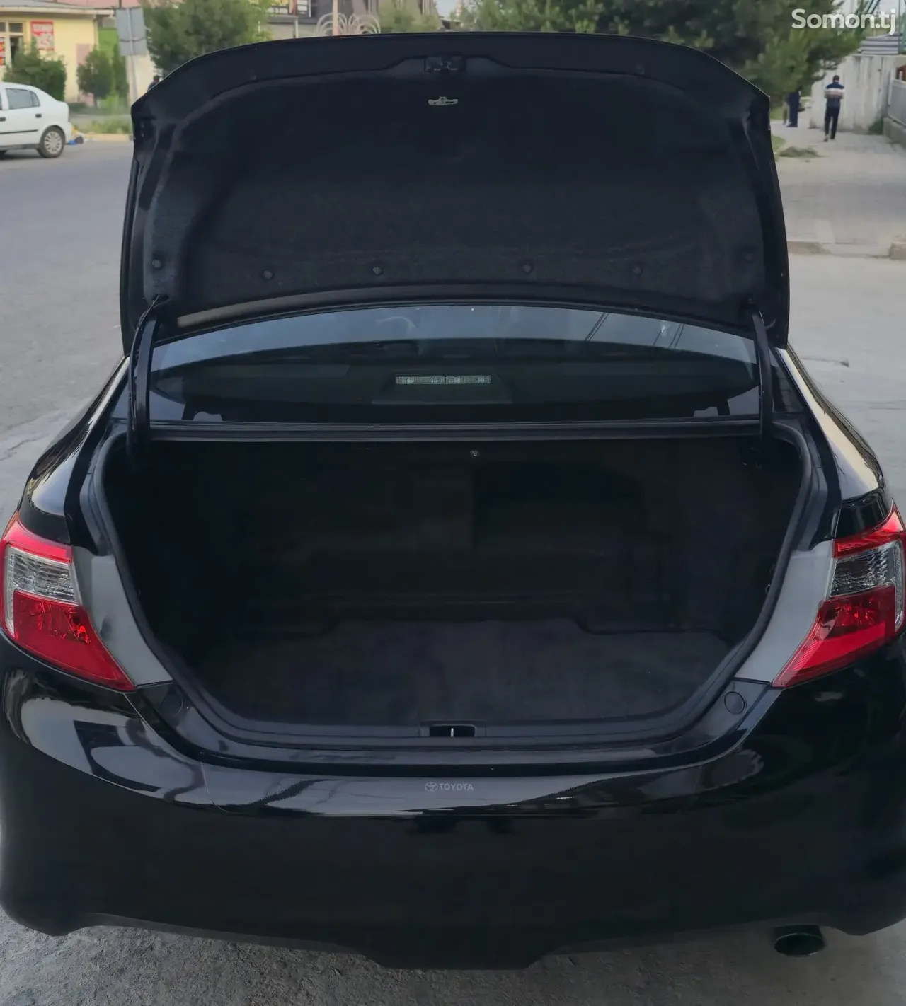 Toyota Camry 2014 · 2.5 AT