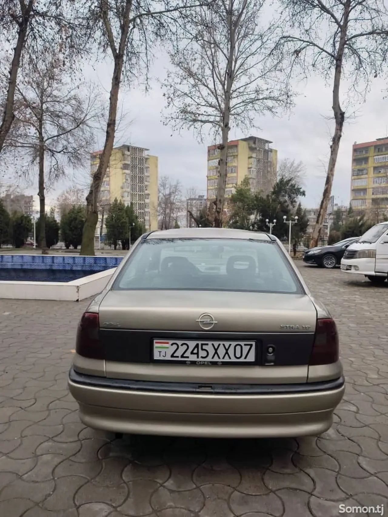 Opel Astra F 1994 · 1.6 MT