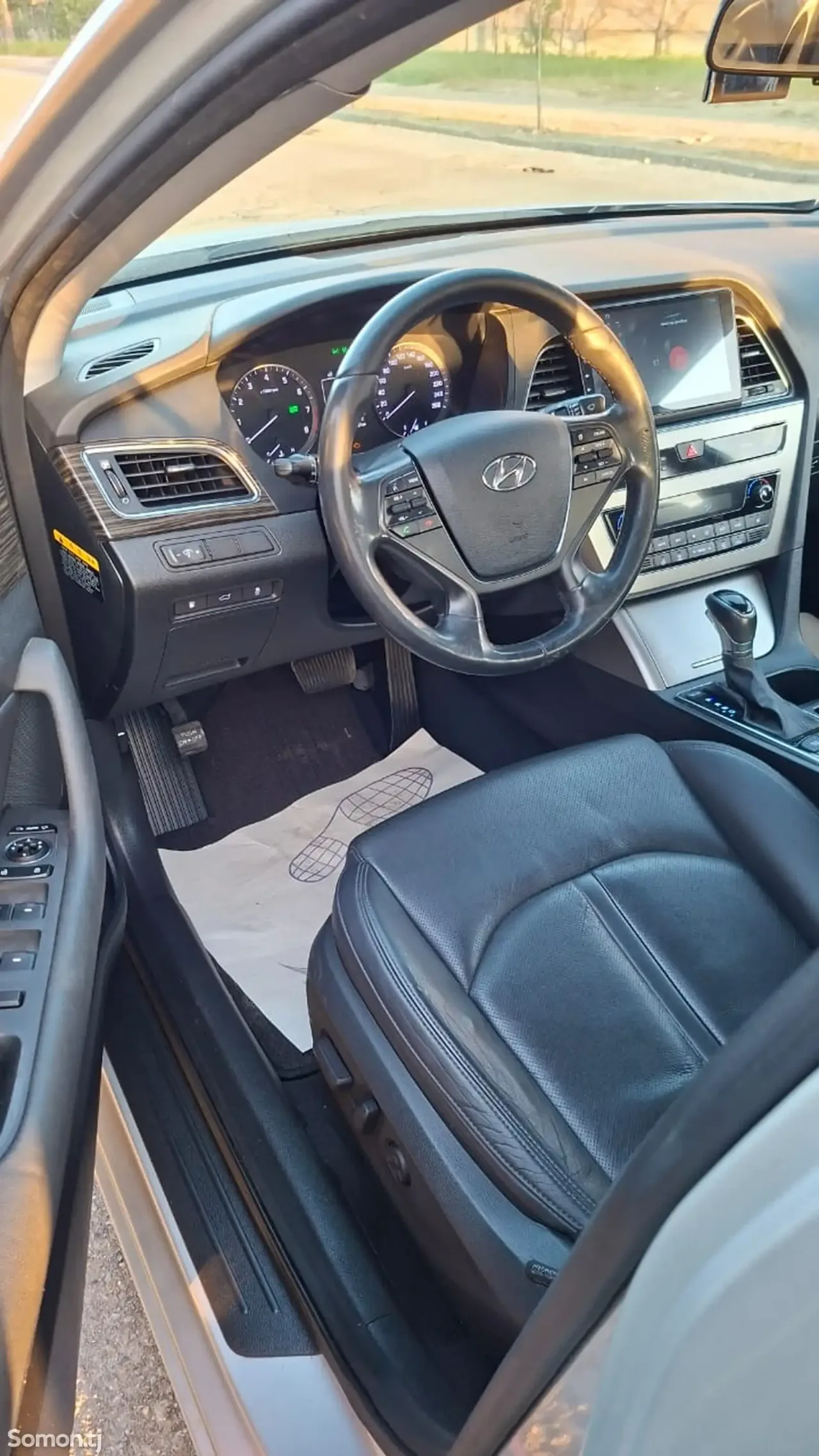 Hyundai Sonata 2015 · 2.0 AT