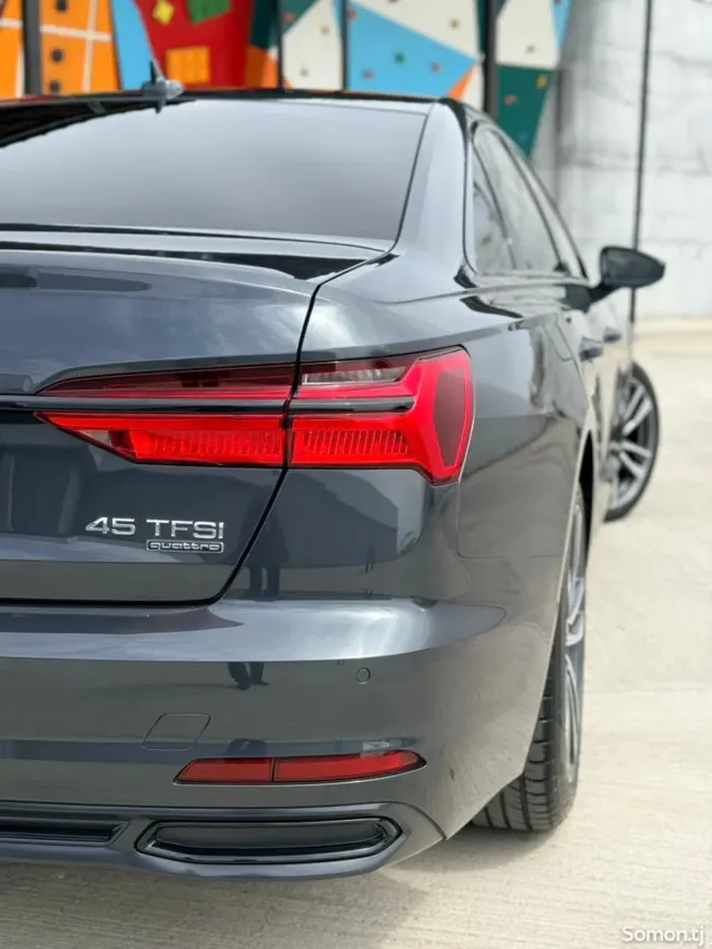 Audi A6 2022 · 2.0 AT
