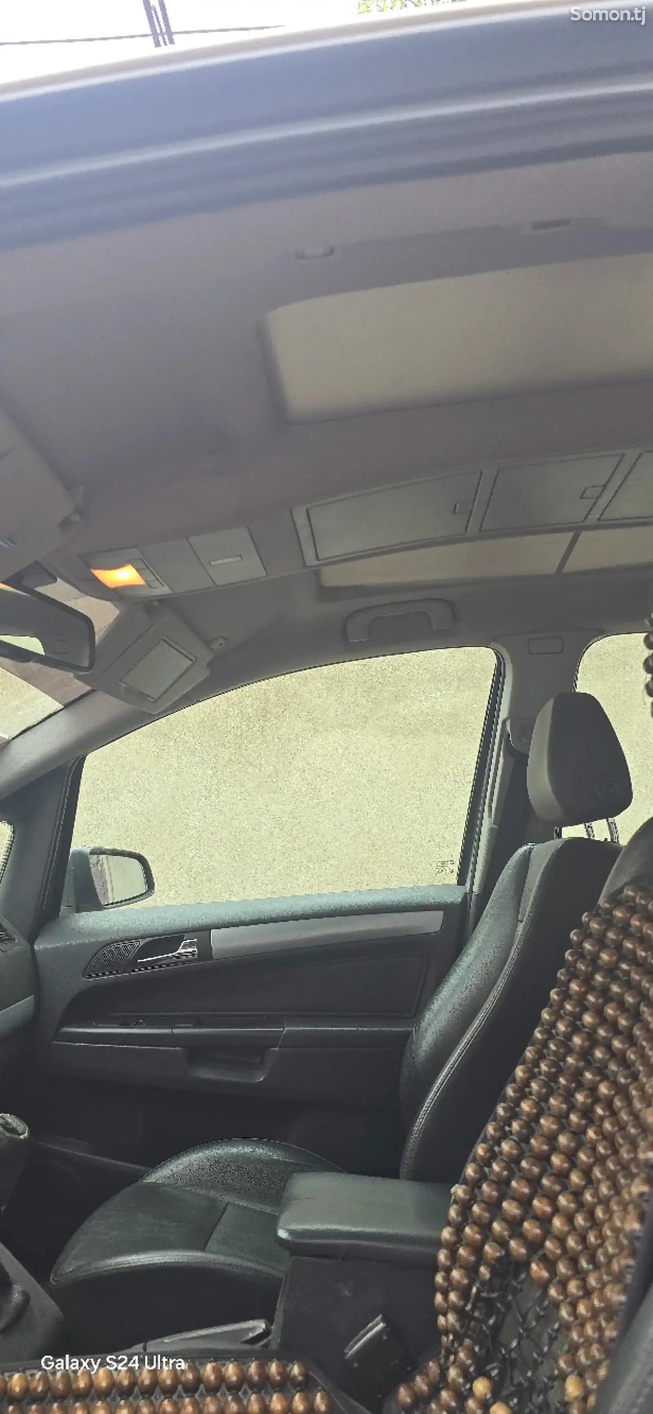 Opel Zafira 2006 · 2.2 MT
