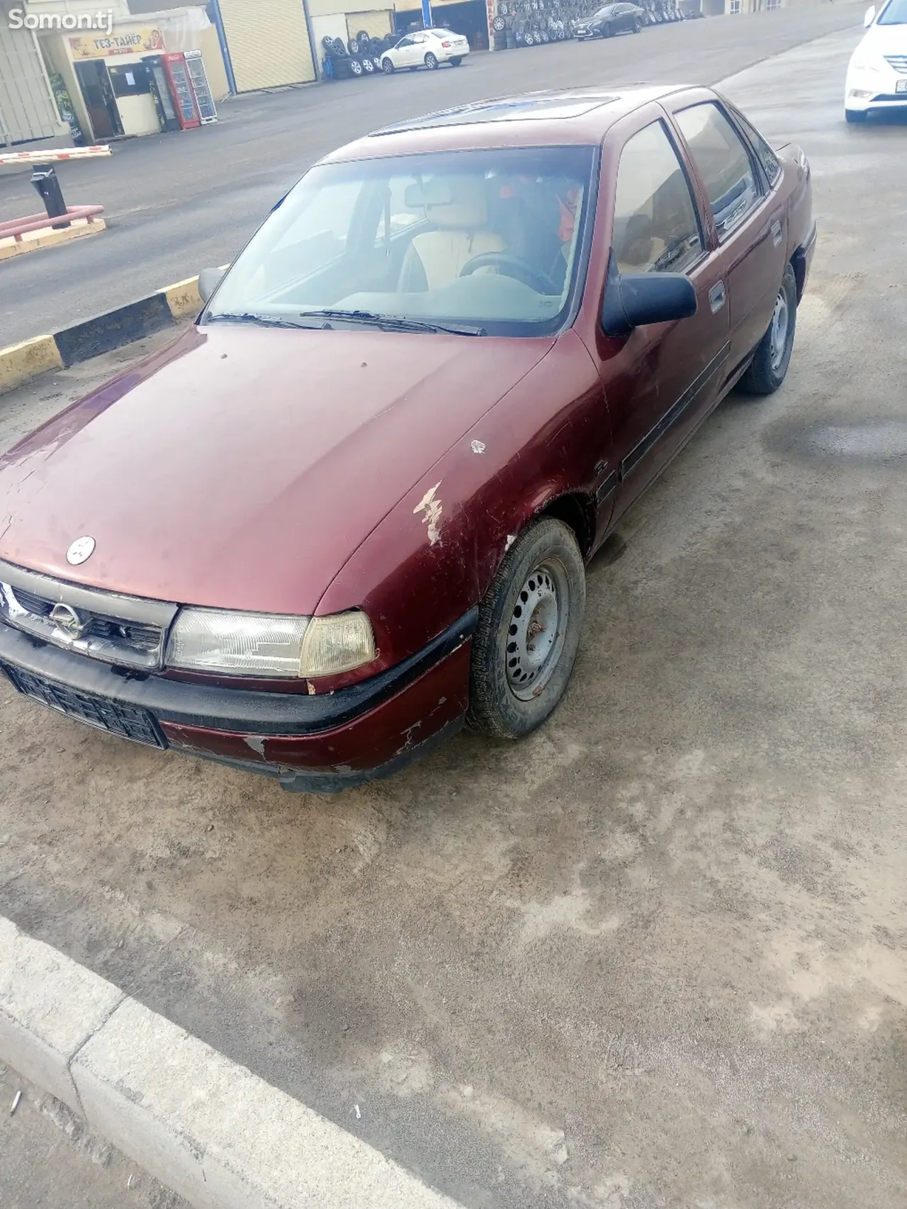 Opel Vectra A 1992 · 1.8 MT
