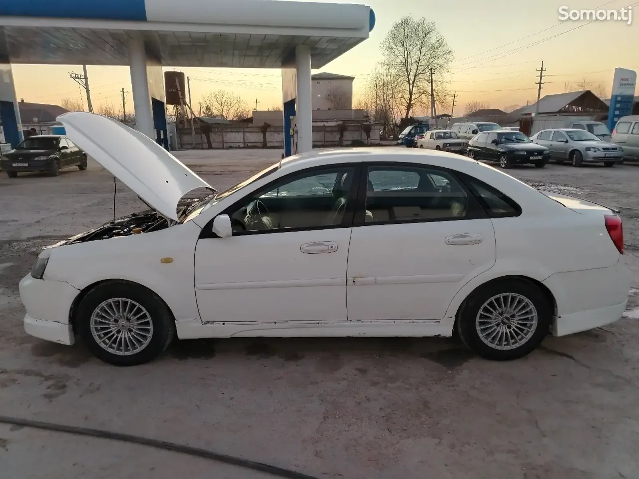 Chevrolet Lacetti 2006 · 1.6 AT