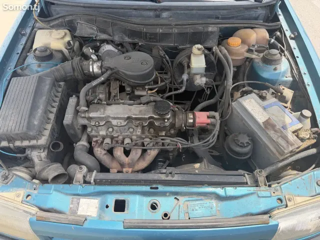 Opel Astra F 1993 · 1.6 MT
