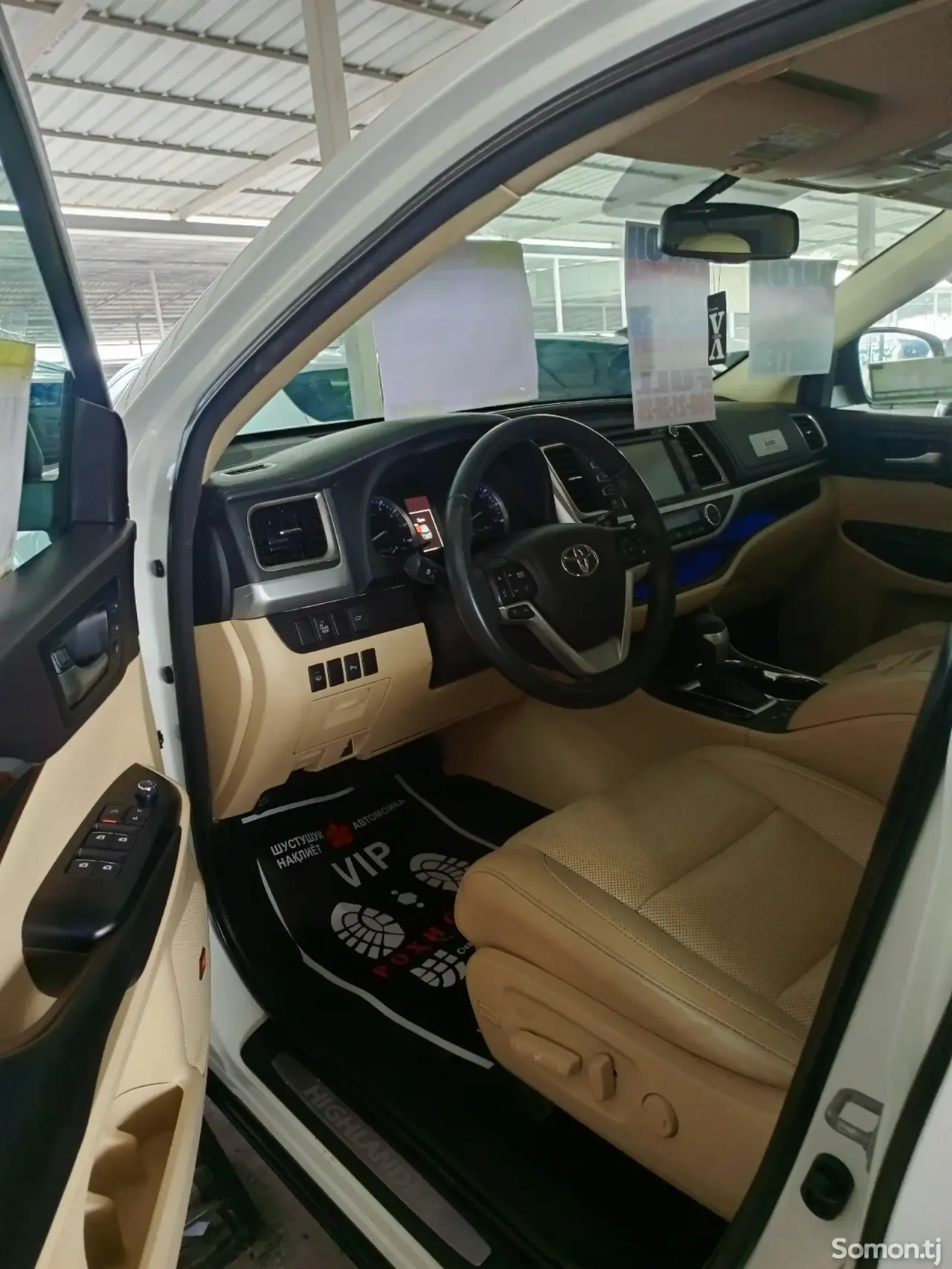 Toyota Highlander 2016 · 3.5 AT