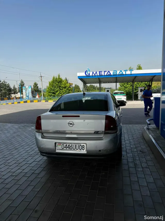 Opel Vectra C 2002 · 1.8 MT
