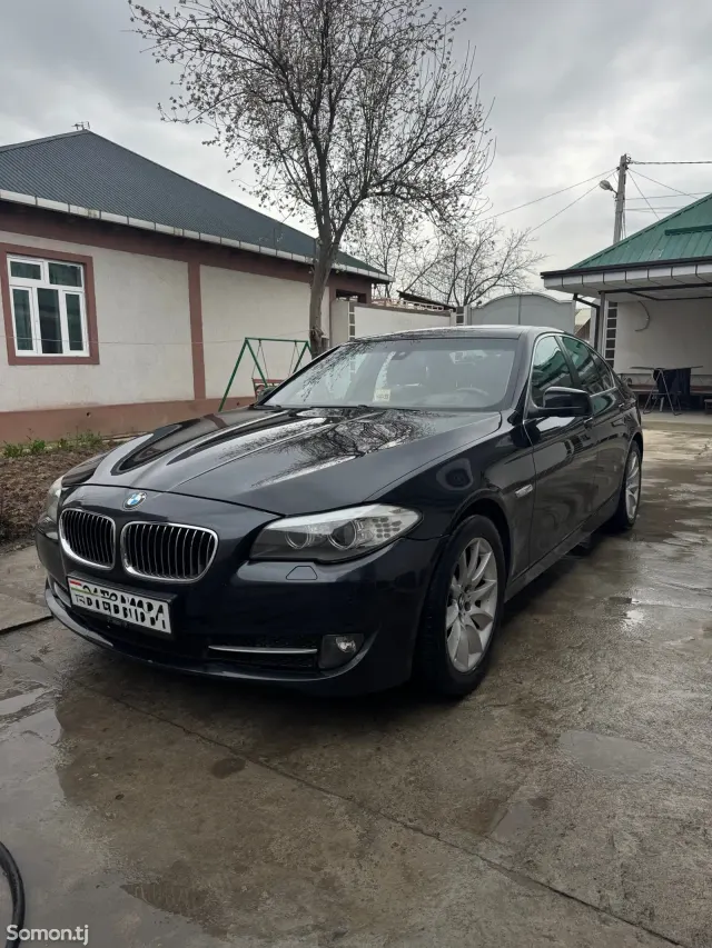BMW 5 series 2012 · 2.0 AT