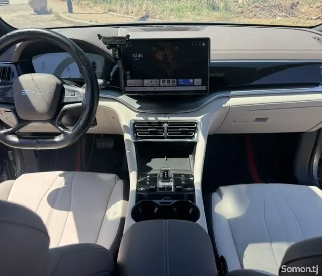 BYD Song Plus 2025 · AT