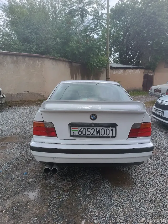 BMW 3 series 1991 · 1.8 MT