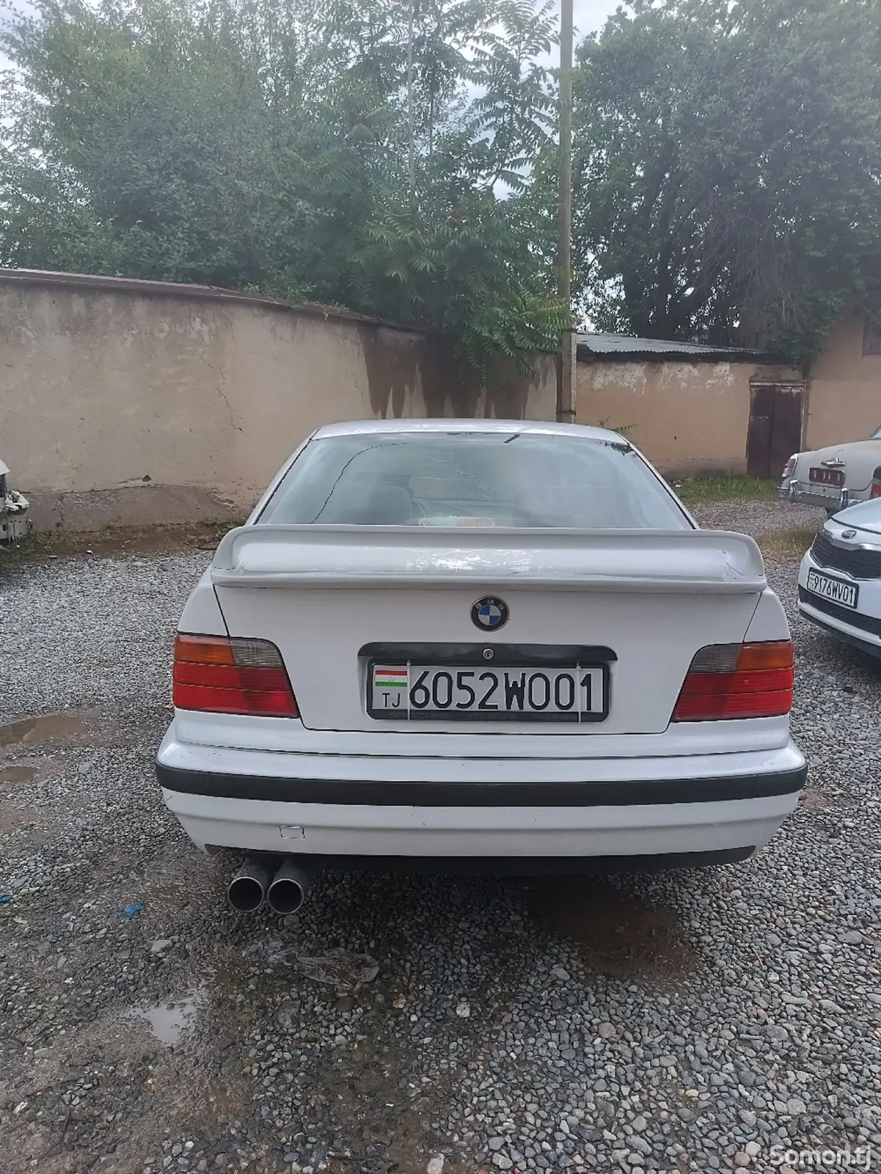 BMW 3 series 1991 · 1.8 MT