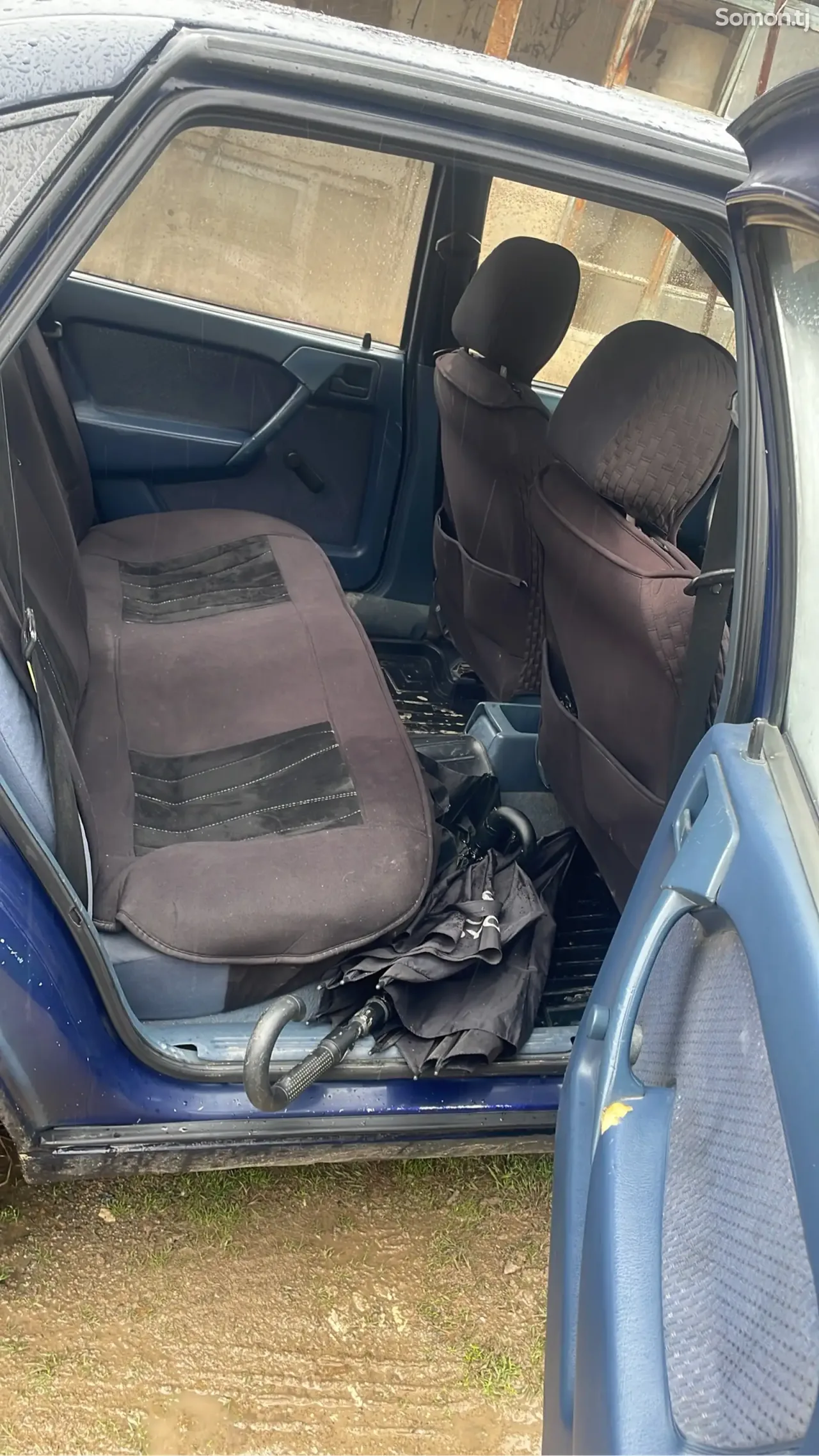Opel Vectra A 1992 · 1.6 MT